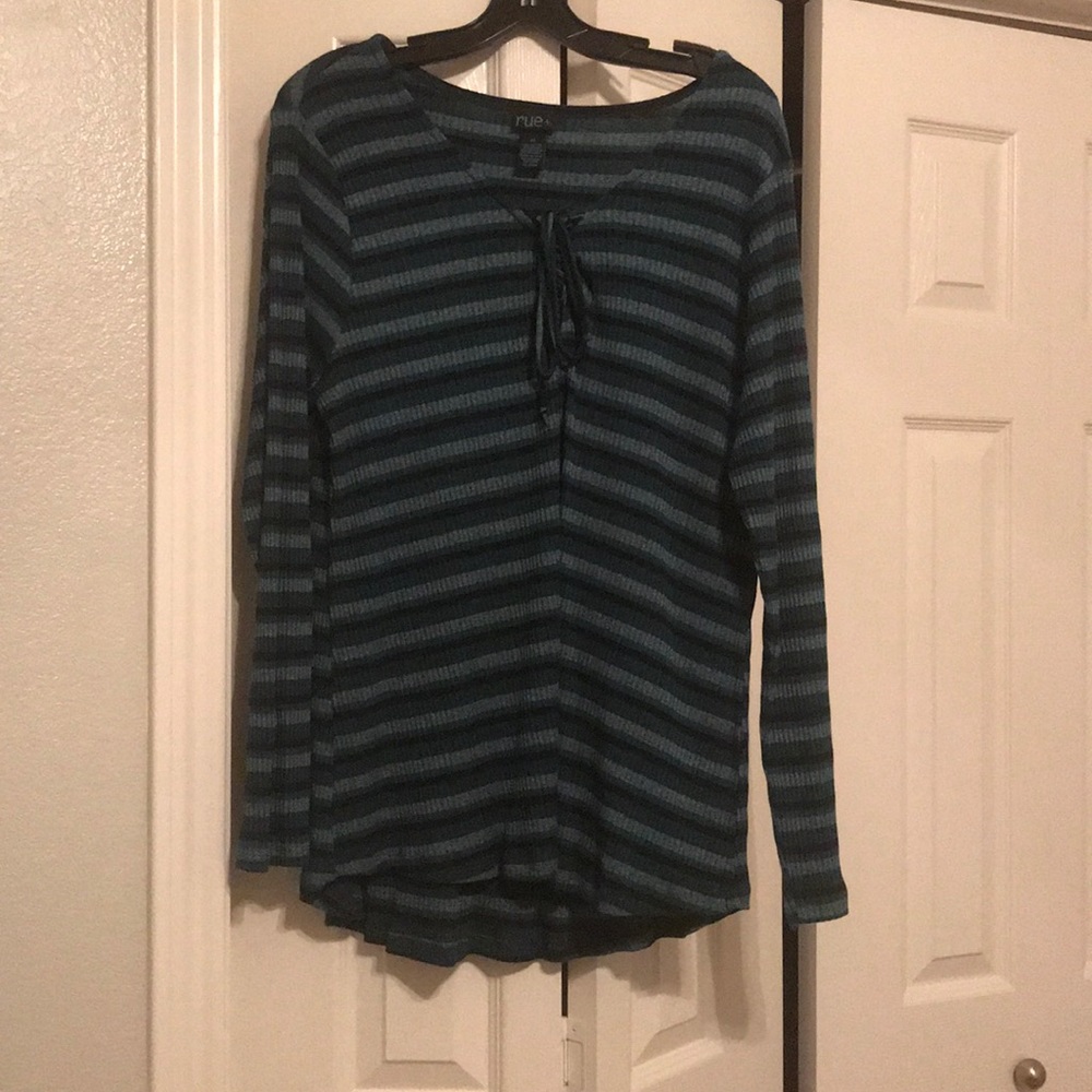 Ribbed Long Sleeved Shirt